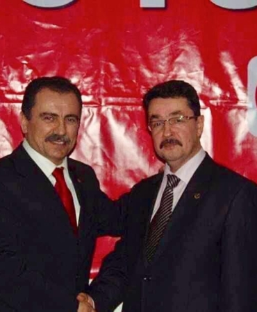 Büyük Birlik Partisi 33. yaşını kutluyor