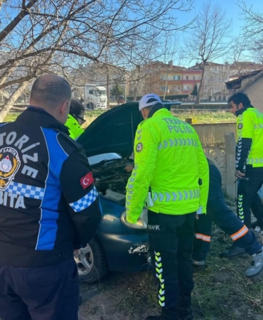 Kırklareli’nde atıl durumdaki park edilmiş araçlar kaldırılıyor