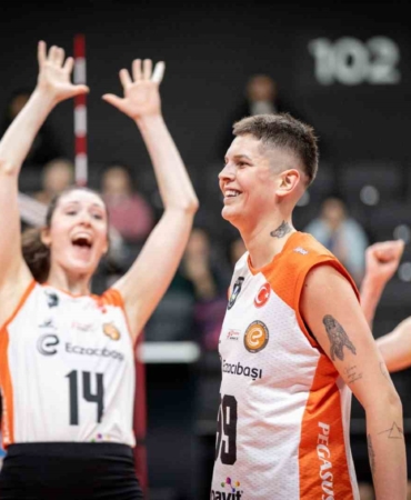 Sultanlar Ligi: Eczacıbaşı Dynavit: 3 - Nilüfer Belediyespor Eker: 0