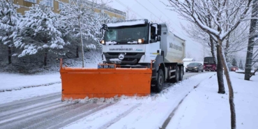 Sakarya’da kar yağışı sonrası kapanan 45 grup yolundan 33’ü ulaşıma açıldı