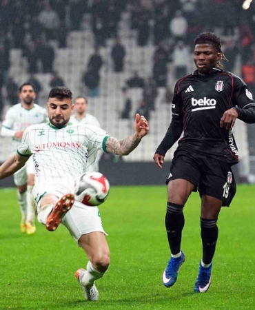Trendyol Süper Lig: Beşiktaş: 2 - Konyaspor: 1 (Maç sonucu)