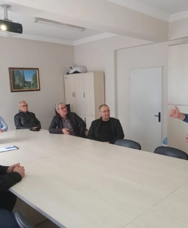 Bilecik’te arı yetiştiricilerine eğitim verildi