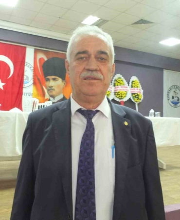 Burhaniye’de 26 yıllık başkan güven tazeledi