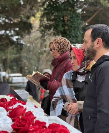 Ferdi Tayfur vefatının 1. yıl dönümünde mezarı başında anıldı