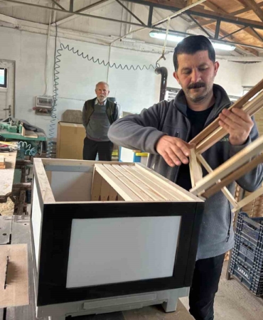 Futbolda rekabet arıcılara yansıdı; renkli kovanlar revaçta