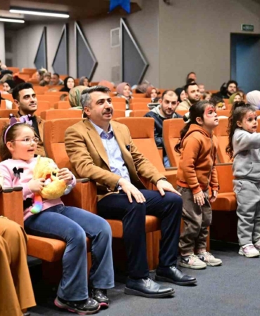 Yıldırım’da karne şenliği başladı