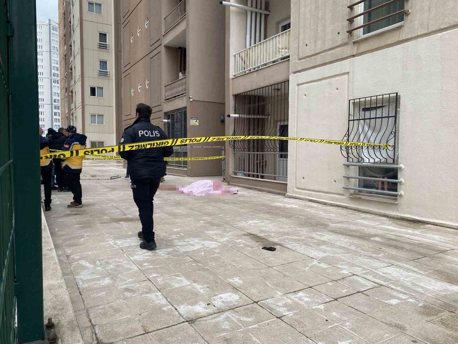 Bursa’da acı son...Kiralamak istediği 17. kattaki daireden düştü