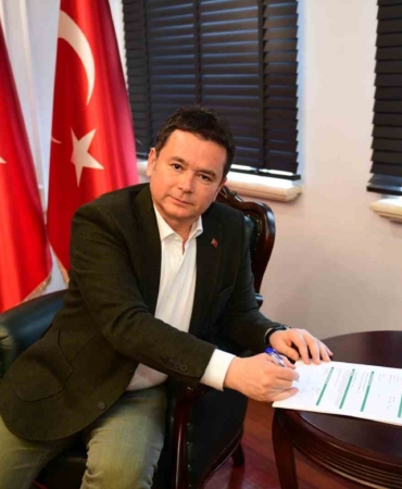 Osmangazi Belediye Başkanı Erkan Aydın, Bursaspor Vakfı Mütevelli Heyeti’ne katıldı