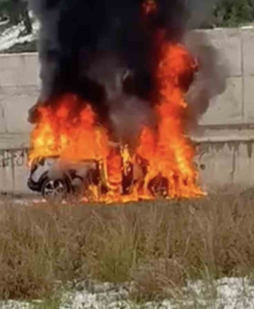 Bursa’da otomobil alev topuna döndü