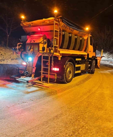 Kar yağışı Osmangazi’de hayatı aksatmadı