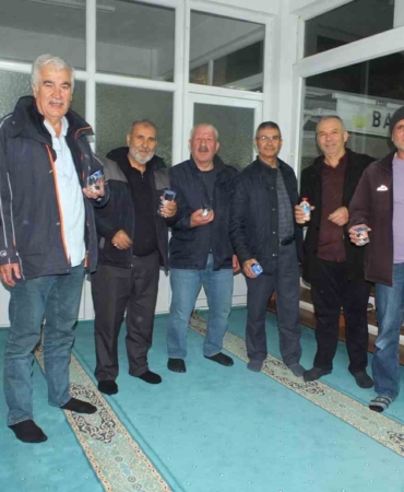 Burhaniye’de camilerde Ramazan bereketi yaşanıyor