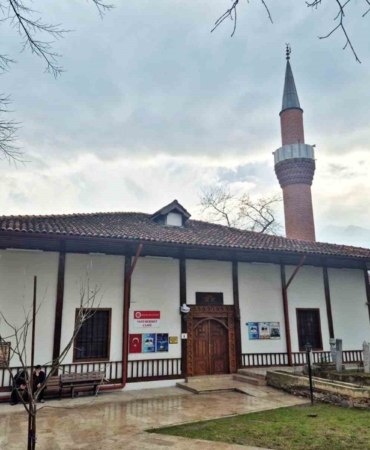 Kestel Vani Mehmet Camii’ne yakışan hizmet