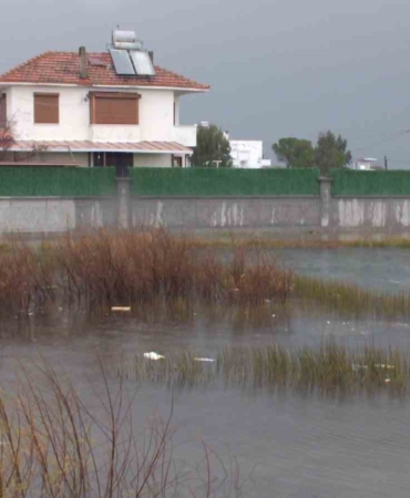 Balıkesir’de yazlıklar su altında kaldı