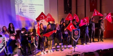 Balıkesir Lisesi’nin 141. yılı coşkuyla kutlandı