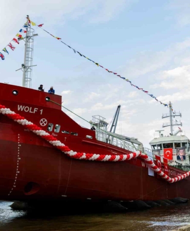 Petrol Ofisi Grubu ve Hicri Ercili Grup iş birliğinde inşa edilen ilk tanker "Wolf 1" suya indirildi