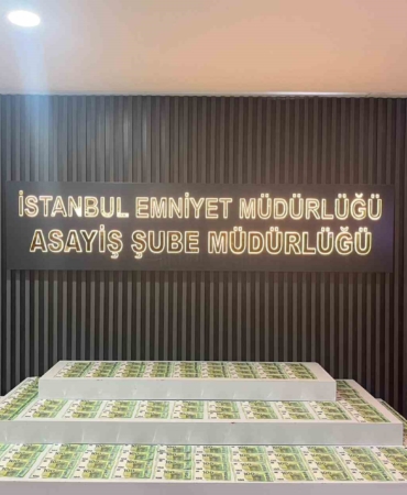 Bakırköy’de Rus turistin 25 bin euro’sunu çalanlar yakalandı