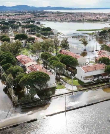 Burası Venedik değil Burhaniye