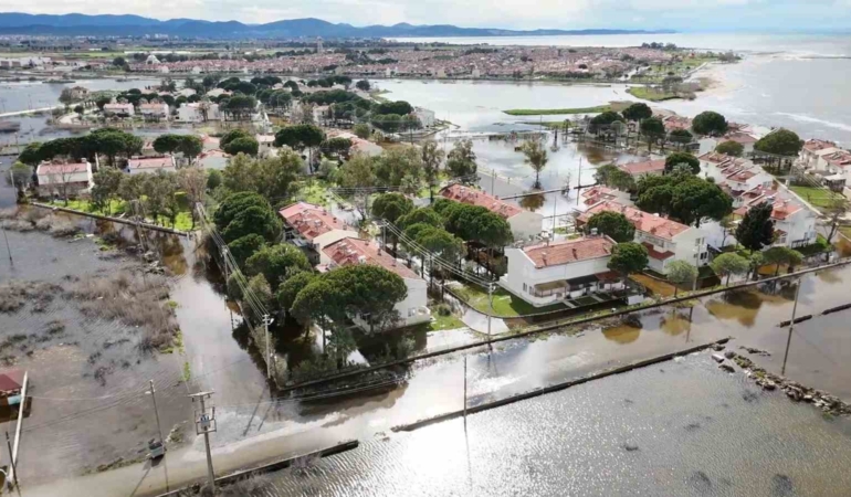 Burası Venedik değil Burhaniye