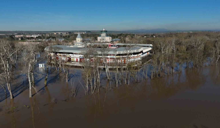 Kırkpınar Er Meydanı sular altında