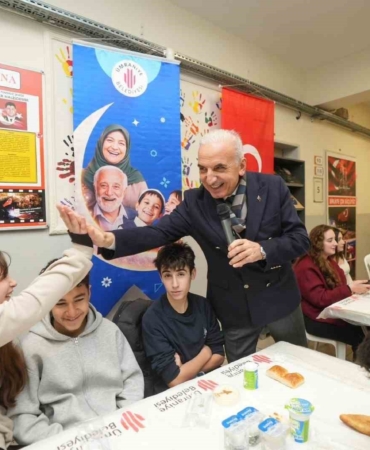 Ramazan coşkusu Ümraniye’nin dört bir yanında yaşanıyor