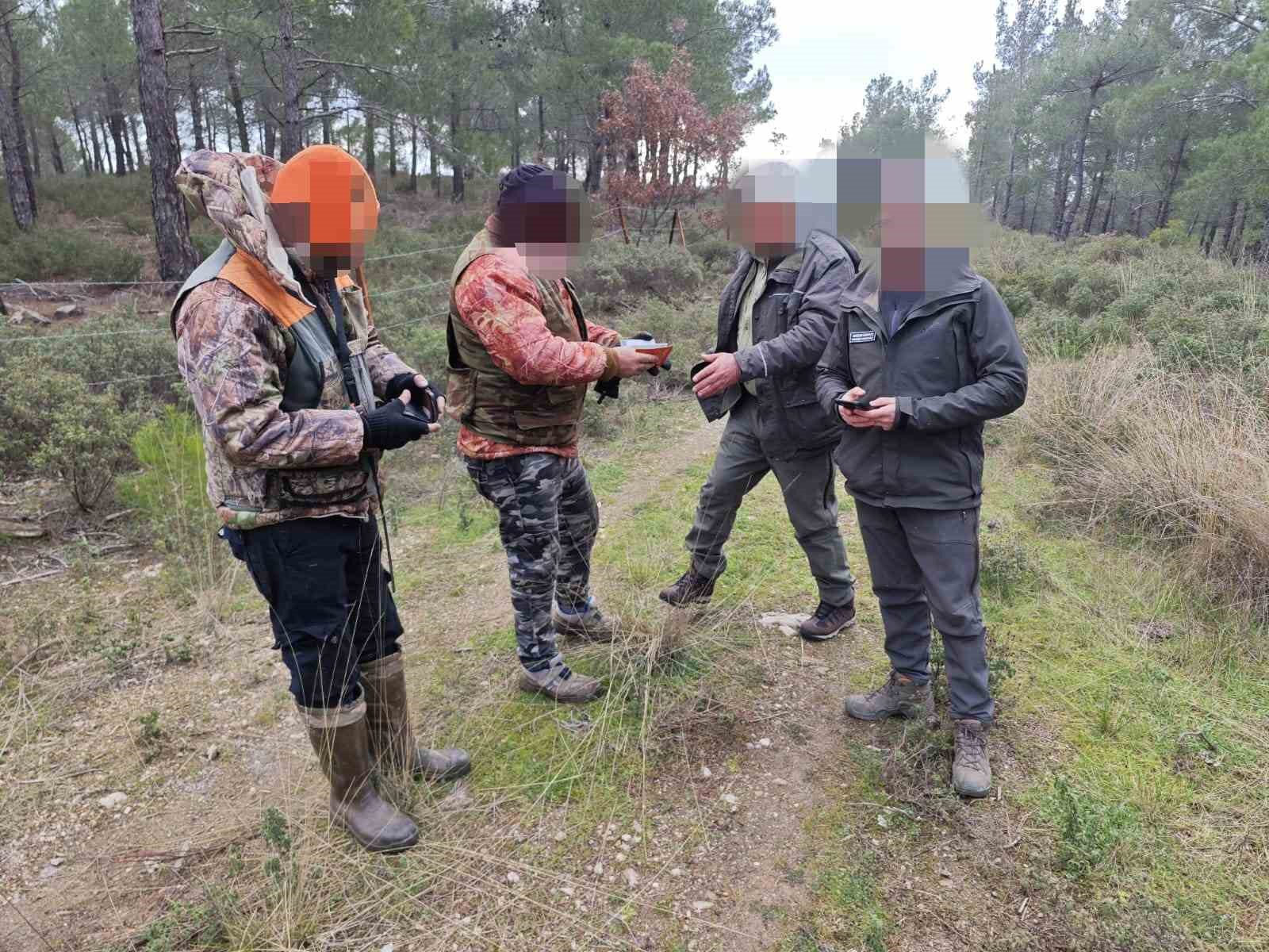 Çanakkale’de yasa dışı avcılık yapan 7 kişiye 98 bin TL ceza