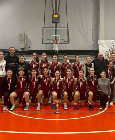 TREDAŞ Spor Kulübü U18 Kız Takımı namağlup il şampiyonu oldu