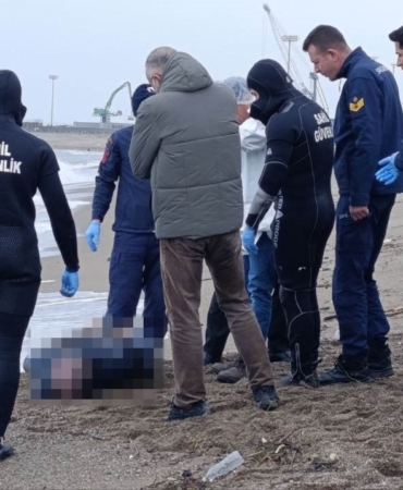 Sakarya’da sahilde erkek cesedi bulundu