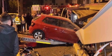 Üsküdar’daki iş yeri kazasının güvenlik kamerası görüntüleri ortaya çıktı