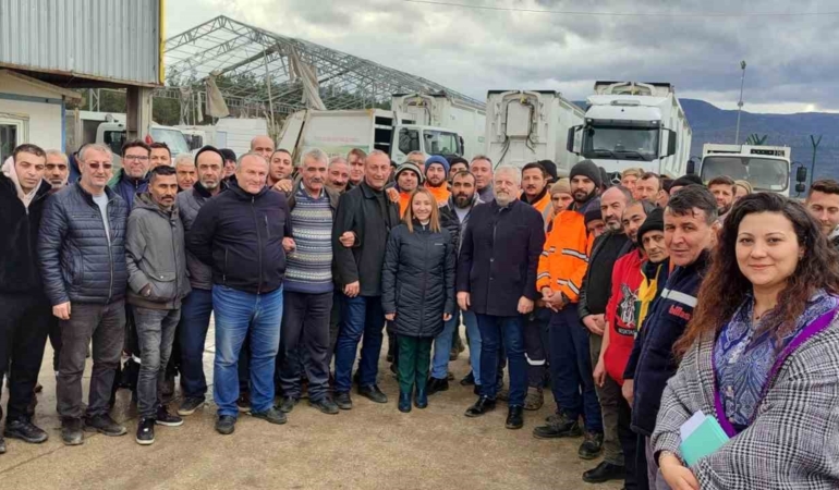 Başkan Tekin’den Biosun işçilerine ekstra zam