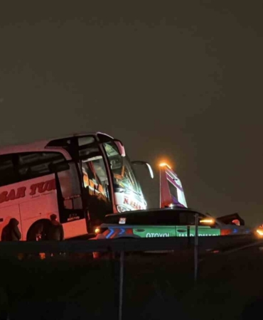 Sakarya’da Anadolu Otoyolu’nda 16 araçlık zincirleme kaza: 14 yaralı