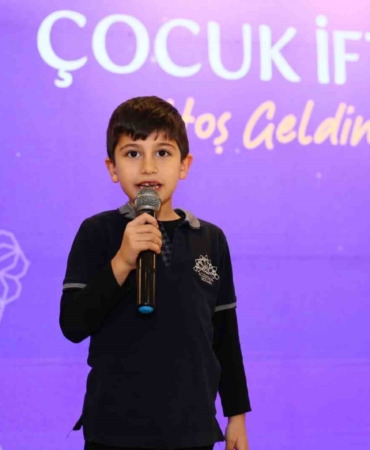 Esenler’de, 500 çocuk ilk oruç heyecanını aynı sofrada paylaştı