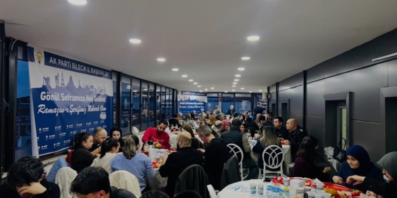 AK Parti Bilecik il yönetimi aynı sofrada buluştu