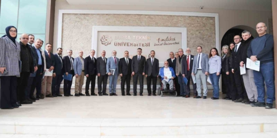 BTÜ’de personele vefa ödülü