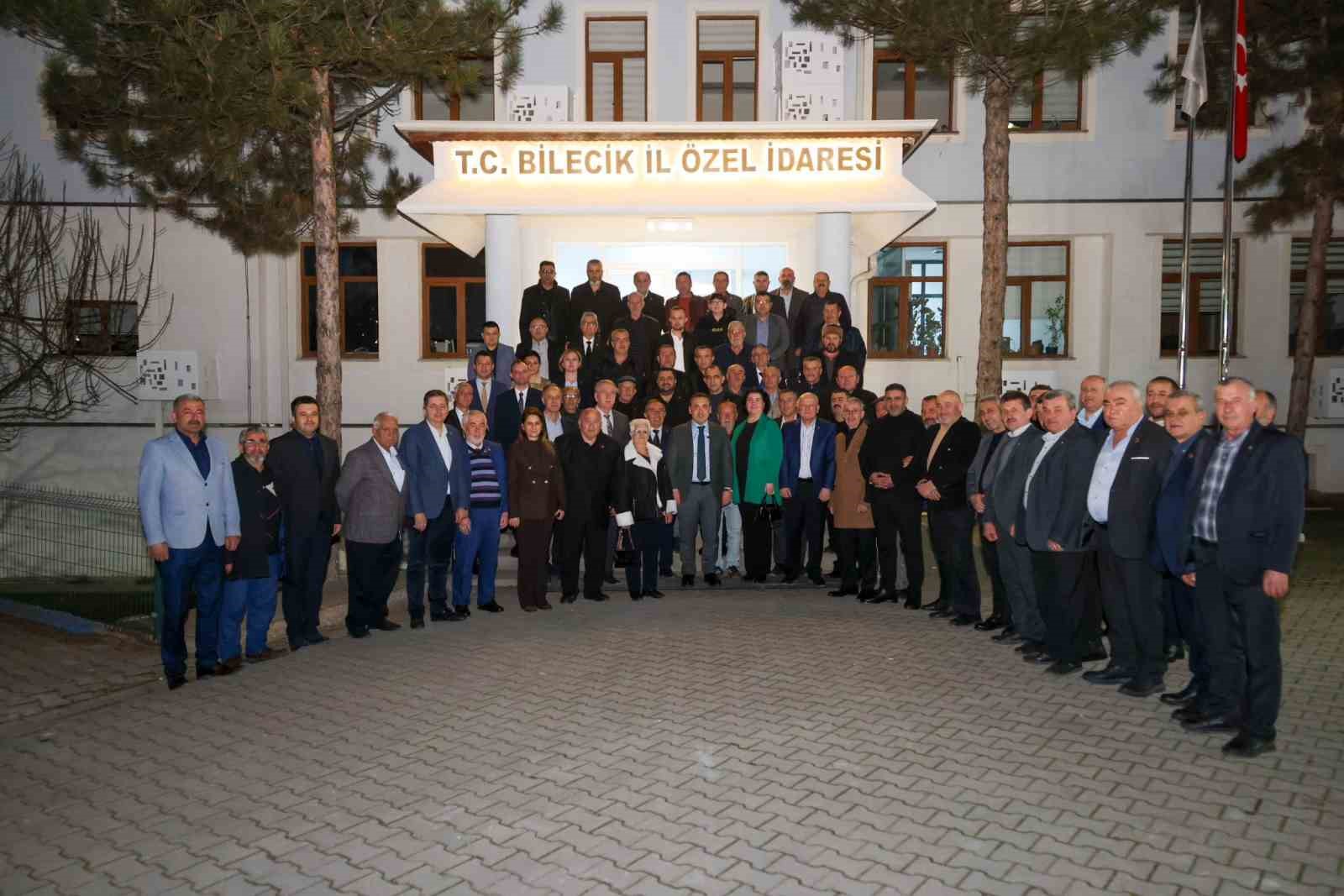 Vali Sözer muhtarlarla iftarda buluştu