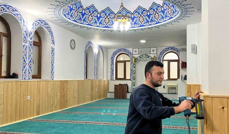 Yunus Emre Camii’nde Ramazan hazırlığı tamamlandı