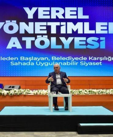 Fatih’te gençlerle yerel siyaset buluşması