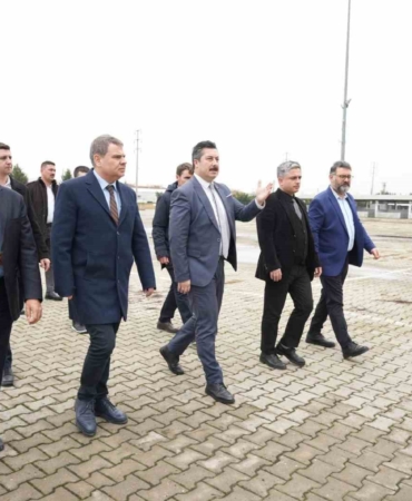 Başkan devreye girdi, canlı hayvan pazarı yeniden açıldı