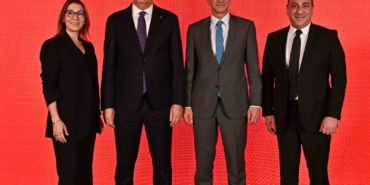 Mehmet Akif Üstündağ: "Ülkenin gururuyuz ve gururu olmaya da devam edeceğiz"