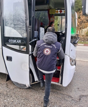 Bilecik’te düzensiz göç uygulamasında yakalanan 3 şahıs tutuklandı