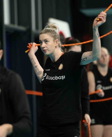 Eczacıbaşı Dynavit, Vero Volley ile rövanş maçına çıkacak