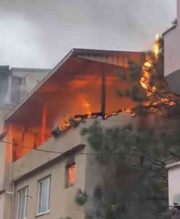 Bursa’da yangında daire alev topuna döndü