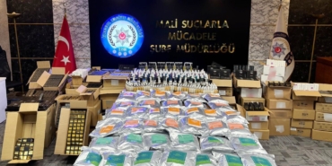 Avcılar’da sahte ilaç ve kozmetik imalathanesine operasyon: 2 gözaltı