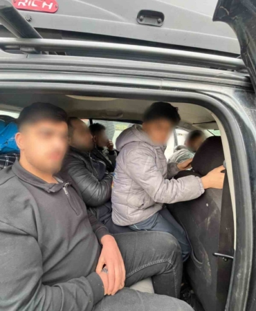 Bursa’da göçmen kaçakçılığı operasyonu : 5 kaçak göçmen, 1 organizatör yakalandı