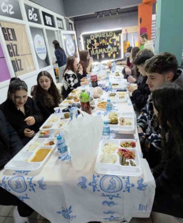 Edirne’de imece usulü iftar: Okul içinde Ramazan bereketi