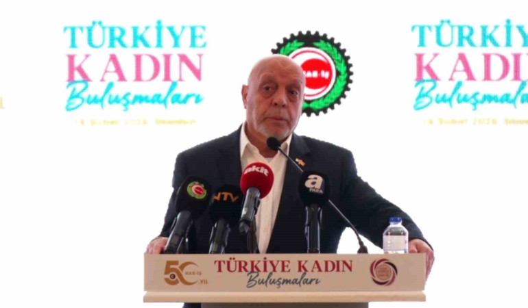 HAK-İŞ Genel Başkanı Mahmut Arslan: "Yönetimlerde daha fazla kadın arkadaşımızın yer almasını sağlayalım"