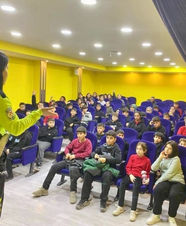 Bilecik’te "Trafik Dedektifleri Projesi" kapsamında öğrencilere eğitim