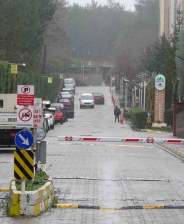 Çekmeköy’de asansör boşluğunda sıkışan kişi hayatını kaybetti