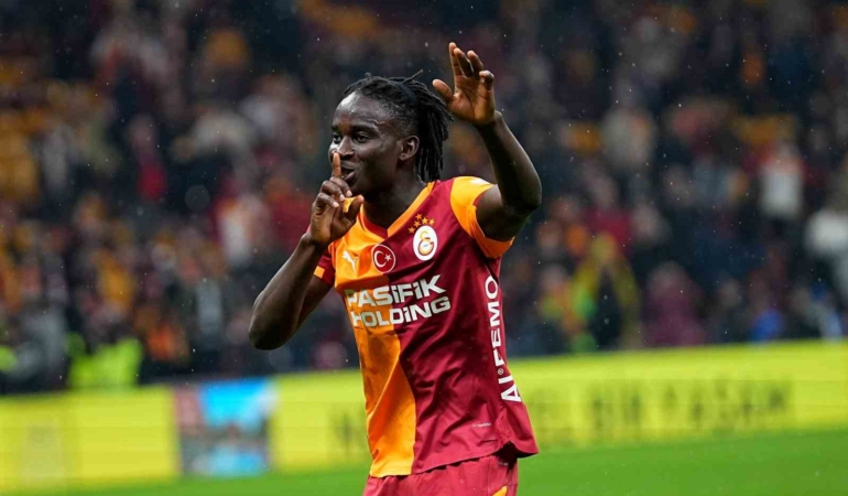 Galatasaray’da Renato Nhaga ilk maçına çıktı