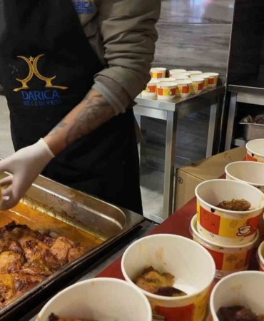 Darıca Belediyesi ramazan boyunca ihtiyaç sahiplerine sıcak yemek ulaştıracak