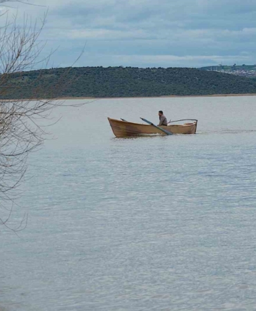 Kuraklıkla boğuşuyordu...Yağışlarla yeniden küçük Venedik oldu